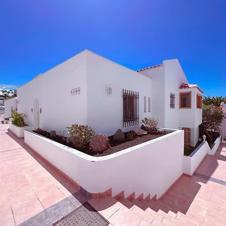 Ocean View Duplex - Club Atlantis In Puerto Colon Se16 בית נופש אדחה