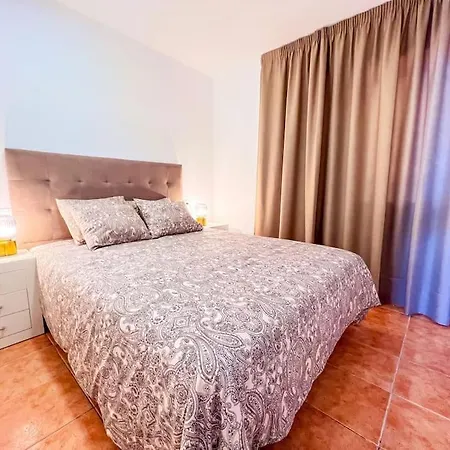 Ocean View Duplex - Club Atlantis In Puerto Colon Se16 בית נופש