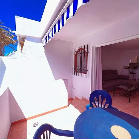 Ocean View Duplex - Club Atlantis In Puerto Colon Se16 בית נופש *