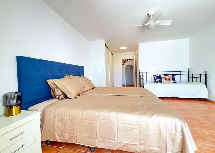 Ocean View Duplex - Club Atlantis In Puerto Colon Se16 * أذيخي