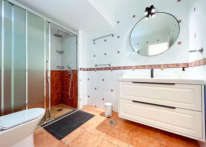 Ocean View Duplex - Club Atlantis In Puerto Colon Se16 * أذيخي